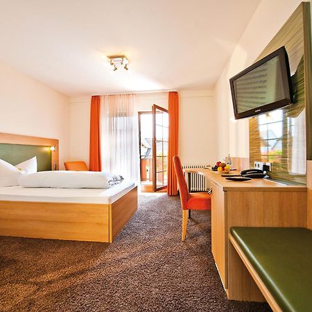 Danner'S Hotel Loewen Marschalkenzimmern Екстер'єр фото