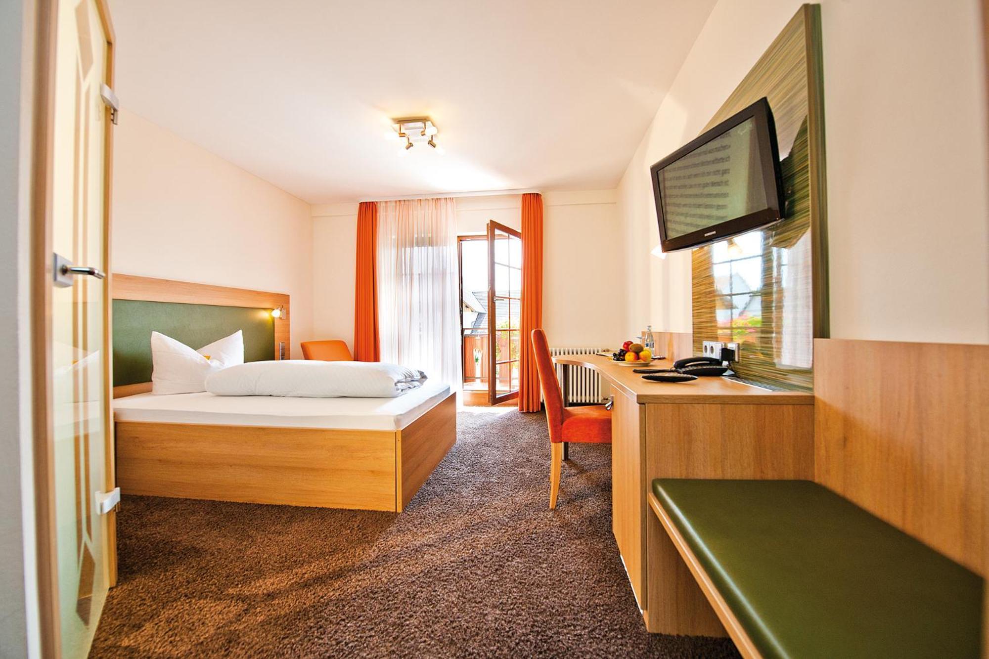 Danner'S Hotel Loewen Marschalkenzimmern Екстер'єр фото